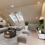Floro Apartments Hotell Hotel apartamentowy