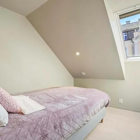 Floro Apartments Hotell 3* Florø