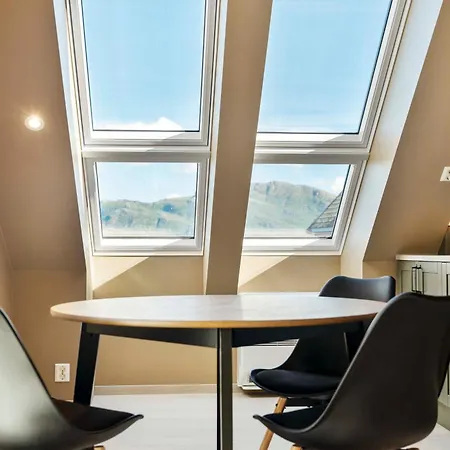 Floro Apartments Hotell Hotel apartamentowy Florø