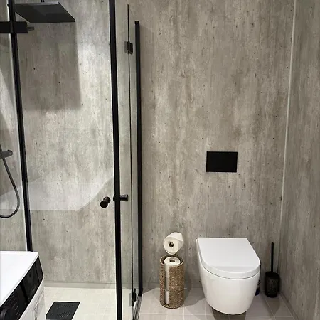 Floro Apartments Hotell Aparthotel 3*