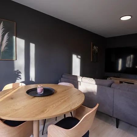 Floro Apartments Hotell