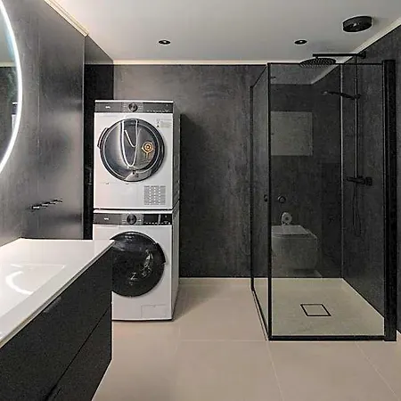 Апарт-отель Floro Apartments Hotell Флоро