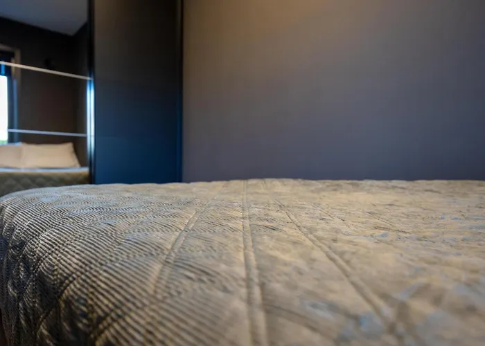 Floro Apartments Hotell Apartmanhotel 3*