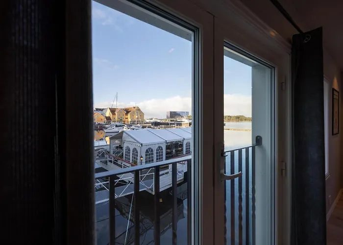 Floro Apartments Hotell Apartmanhotel