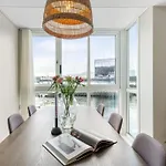 Floro Apartments Hotell