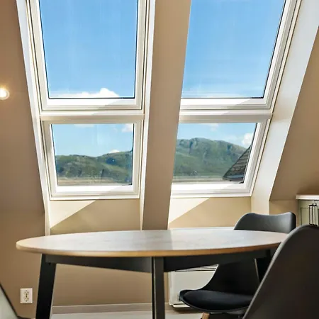 아파트호텔 Floro Apartments Hotell *