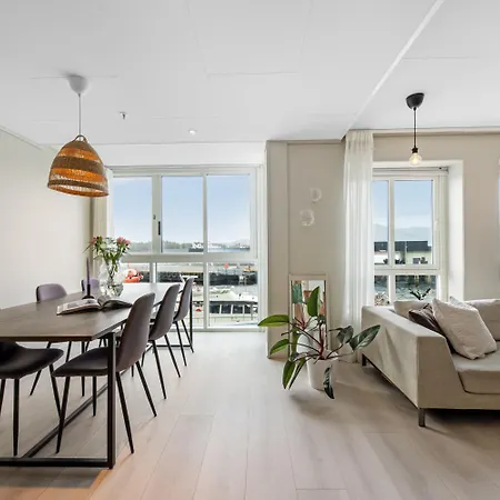 Floro Apartments Hotell شقة فندقية