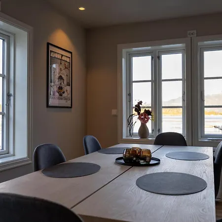 Floro Apartments Hotell